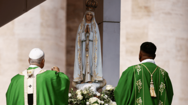 Papa: instrumentalização da fé gera indiferença, sigam Jesus como Maria