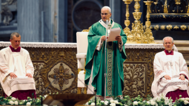 Papa: amor é regra suprema na Igreja, onde todos são chamados a servir