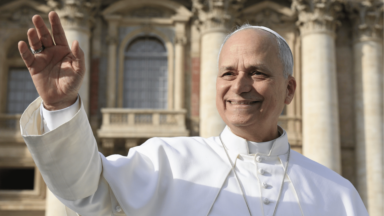 Papa à Cúria: Igreja é chamada a vencer a divisão e construir a comunhão