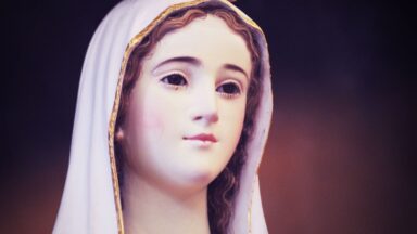 Com Maria, aprendemos a confiar