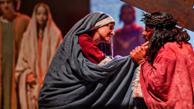 Reze a Via-Sacra conosco diretamente da Terra Santa