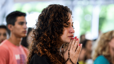Participe do Acampamento 'Reinflama o Dom de Deus que está em ti'