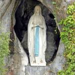 Nossa Senhora de Lourdes, intercessora dos doentes
