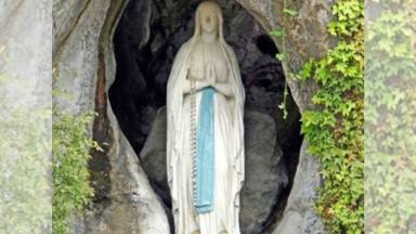 Nossa Senhora de Lourdes, intercessora dos doentes