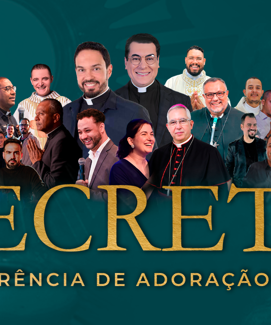 A imagem mostra uma montagem de várias figuras religiosas e pessoas ligadas à evangelização em um fundo verde escuro. No centro, em destaque, está o título em letras grandes douradas: "SECRETO", seguido do subtítulo "Conferência de Adoração e Cura" em letras menores, também douradas. As pessoas na imagem estão posicionadas em um semi-círculo ao redor do título, e incluem padres, bispos, missionários e líderes religiosos, com expressões de adoração, oração e ensinamento. Há figuras em oração, falando ao microfone e interagindo com o público, sugerindo um evento de espiritualidade e envolvimento. O título "SECRETO" é acompanhado de um ícone de fechadura, simbolizando mistério ou revelação espiritual. O design sugere um encontro ou conferência de grande importância no contexto religioso, com foco em adoração e cura espiritual.