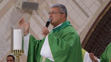 Lembra-te, pois, do que tens recebido, eis que venho sem demora