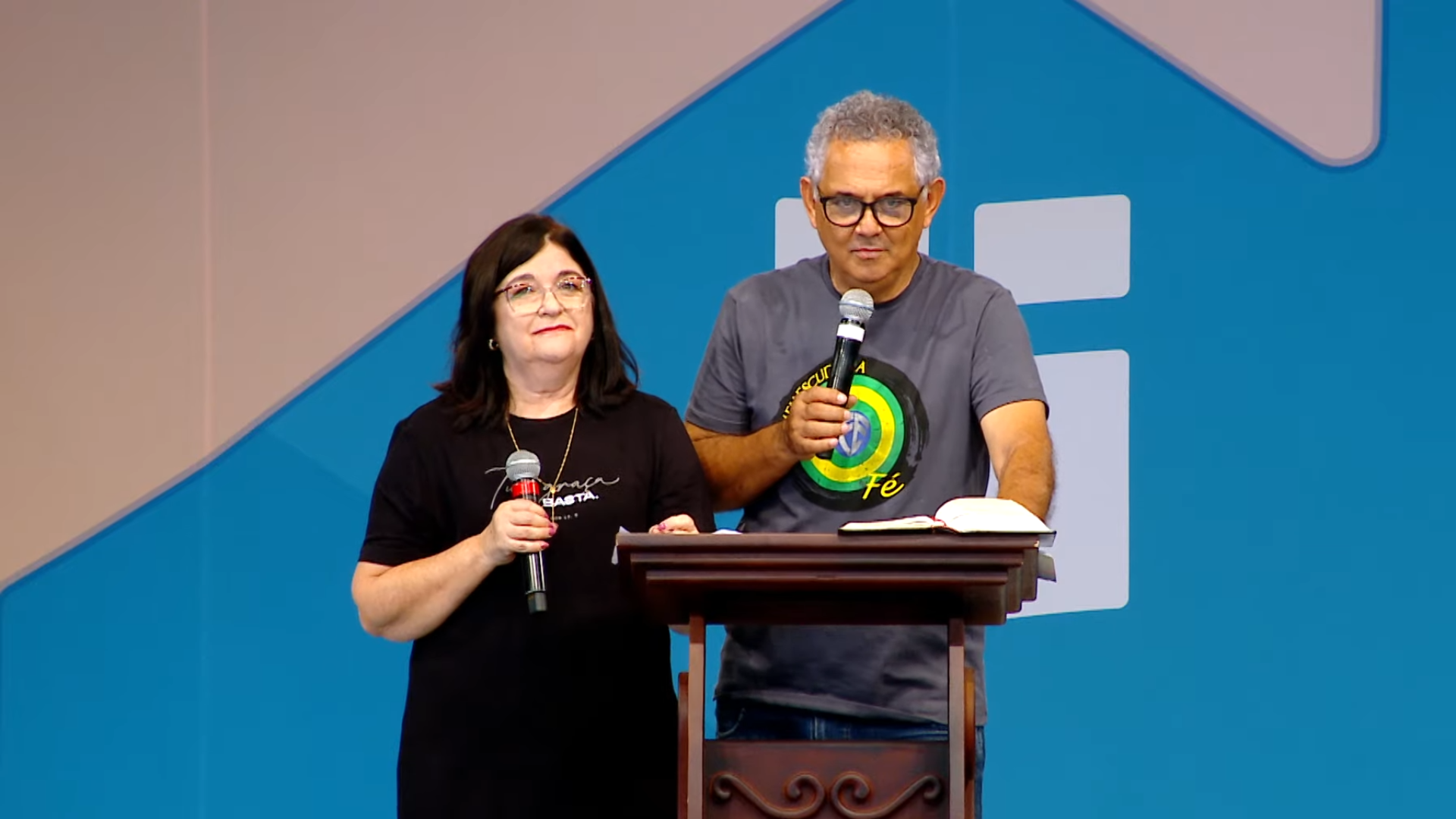 Ana Declaro O Amor é simples e descomplicado | Acampamento para famílias