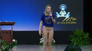 Tarefa de mãe é conhecer a si mesma para crescer na fé