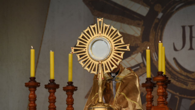 Na tua presença, Senhor, há plenitude de alegria