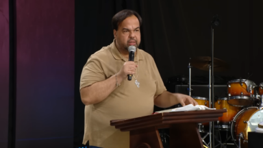 Crê no Senhor Jesus e será salvo tu e tua casa