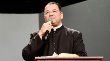 É preciso que cresçamos de fé em fé