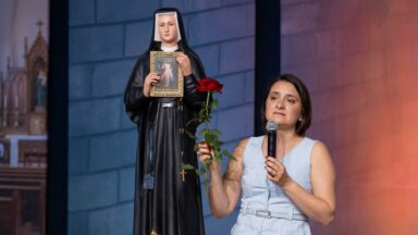 As batatas se tornam rosas! Canção Nova, a casa do Sacrifício