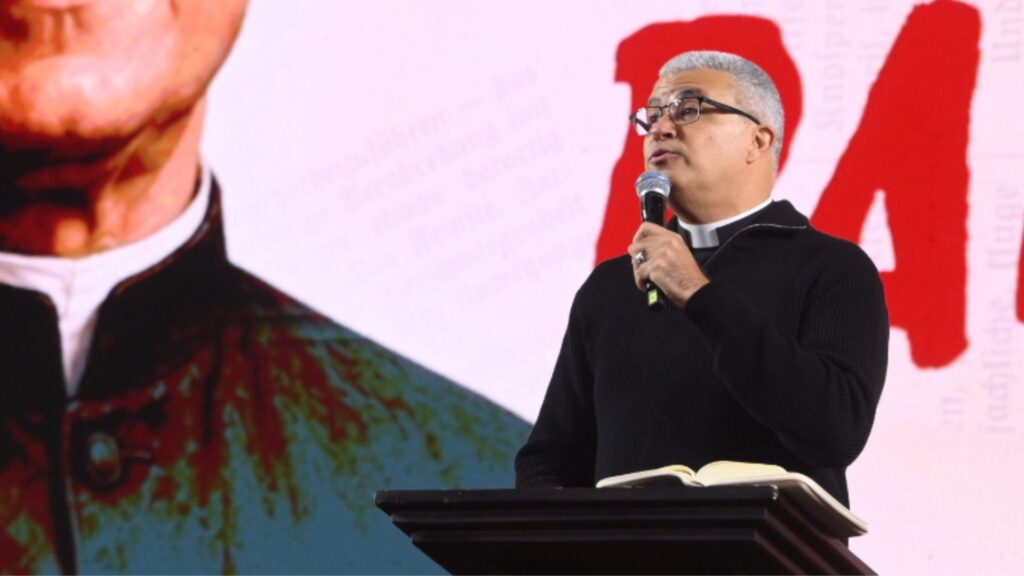 Educai-nos-para-a-santidade-2-1024x576.jpg