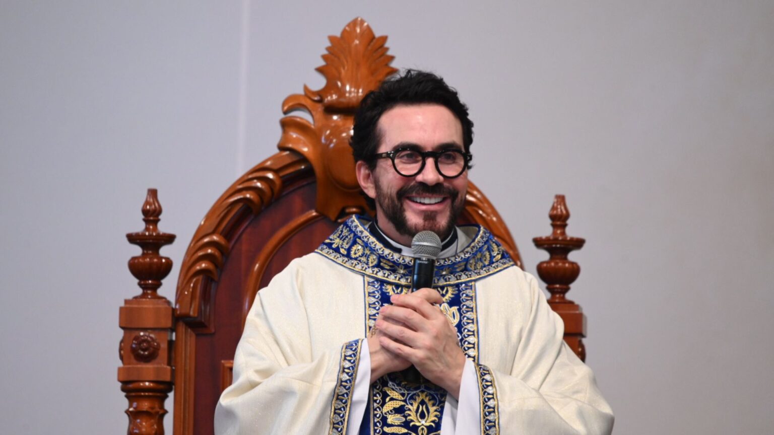 Vida-nova-ao-sermos-gerados-em-Maria-1536x864.jpg