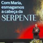 Padre Duarte Lara prega no Acampamento Cura e Libertação na Canção Nova em Cachoeira Paulista/SP