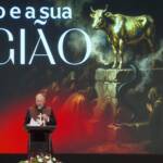 Padre Duarte Lara prega no Acampamento Cura e Libertação na Canção Nova em Cachoeira Paulista/SP