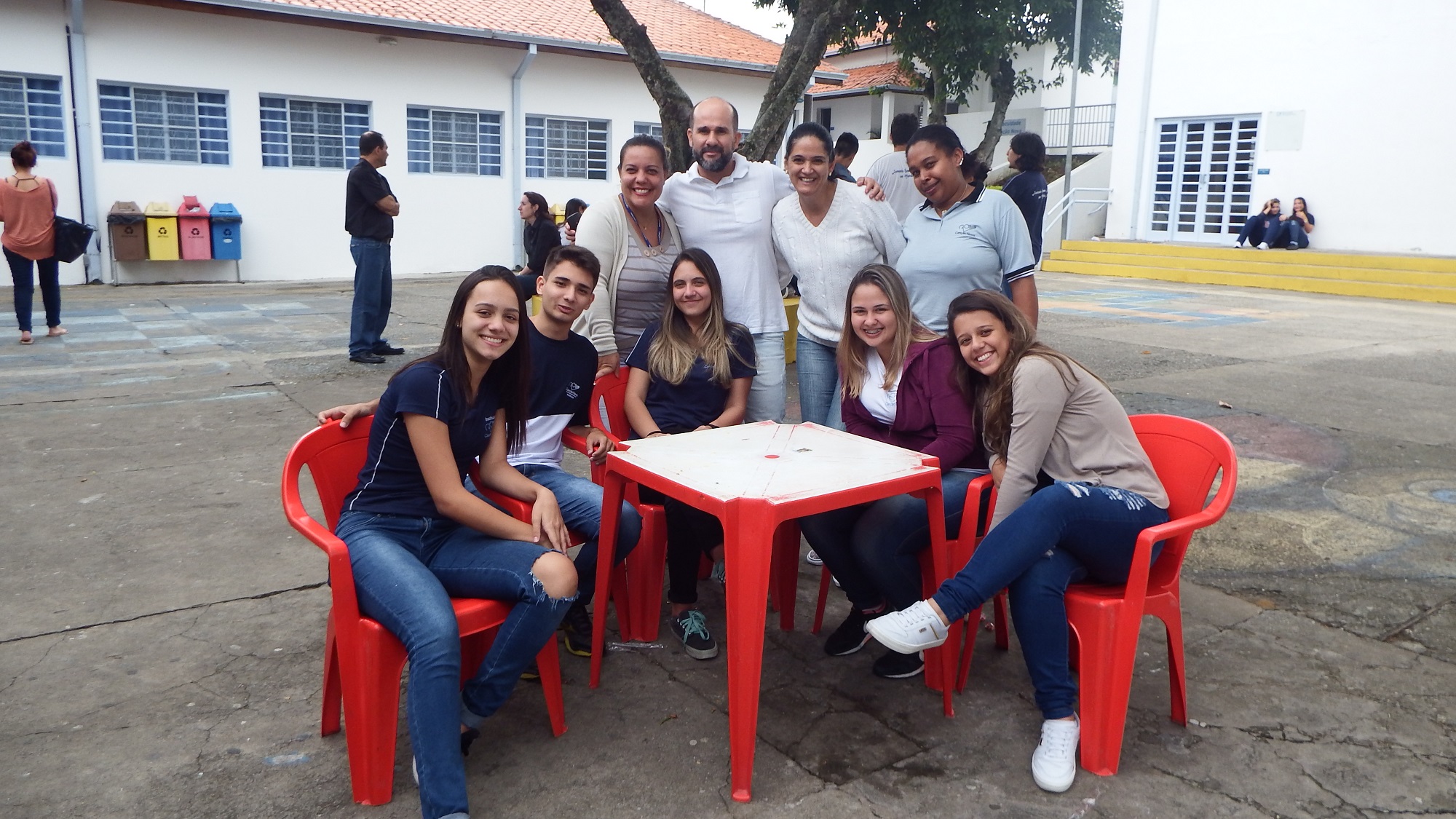 Dança do ventre, folclórica e circular une crianças, jovens e idosos no  Instituto Dom Bosco – Instituto Dom Bosco (Bom Retiro) SP