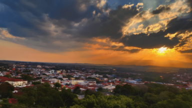 Amanhã pode ser tarde: ame, perdoe e viva o hoje