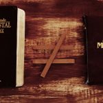 A diferença entre Bíblia católica e protestante