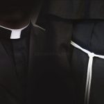 Você-sabe-qual-e-a-diferença-entre-frei-e-padre