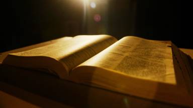 Entenda a relação entre o Antigo e o Novo Testamento