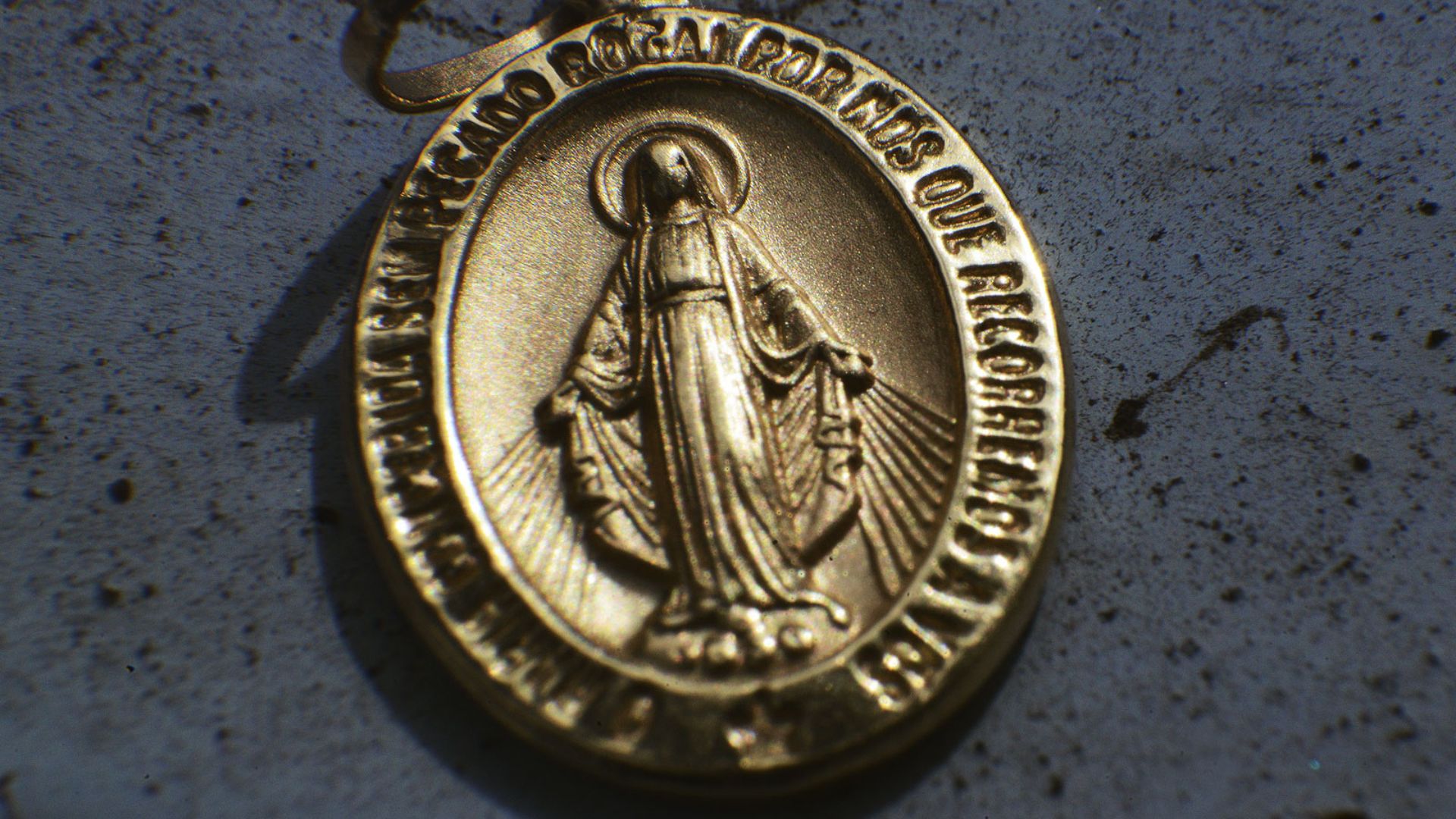 -Conheça-a-história-da-medalha-milagrosa-de-Nossa-Senhora