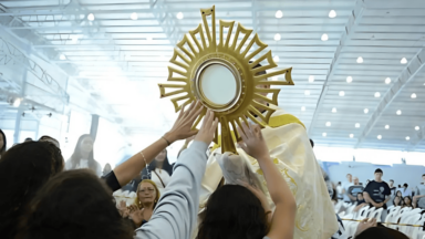 Adoração que cura: quando olhar para Cristo é o caminho
