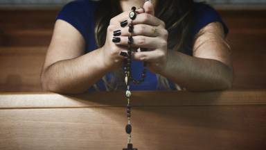 A oração do Santo Rosário e sua importância