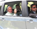 O Papa, os padres e os carros