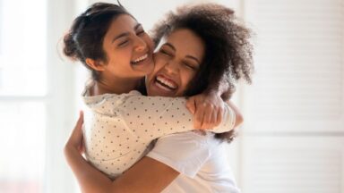 Necessitamos uns dos outros para sermos felizes