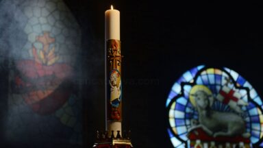 Sábado Santo: na Vigília Pascal, a noite se transforma em luz