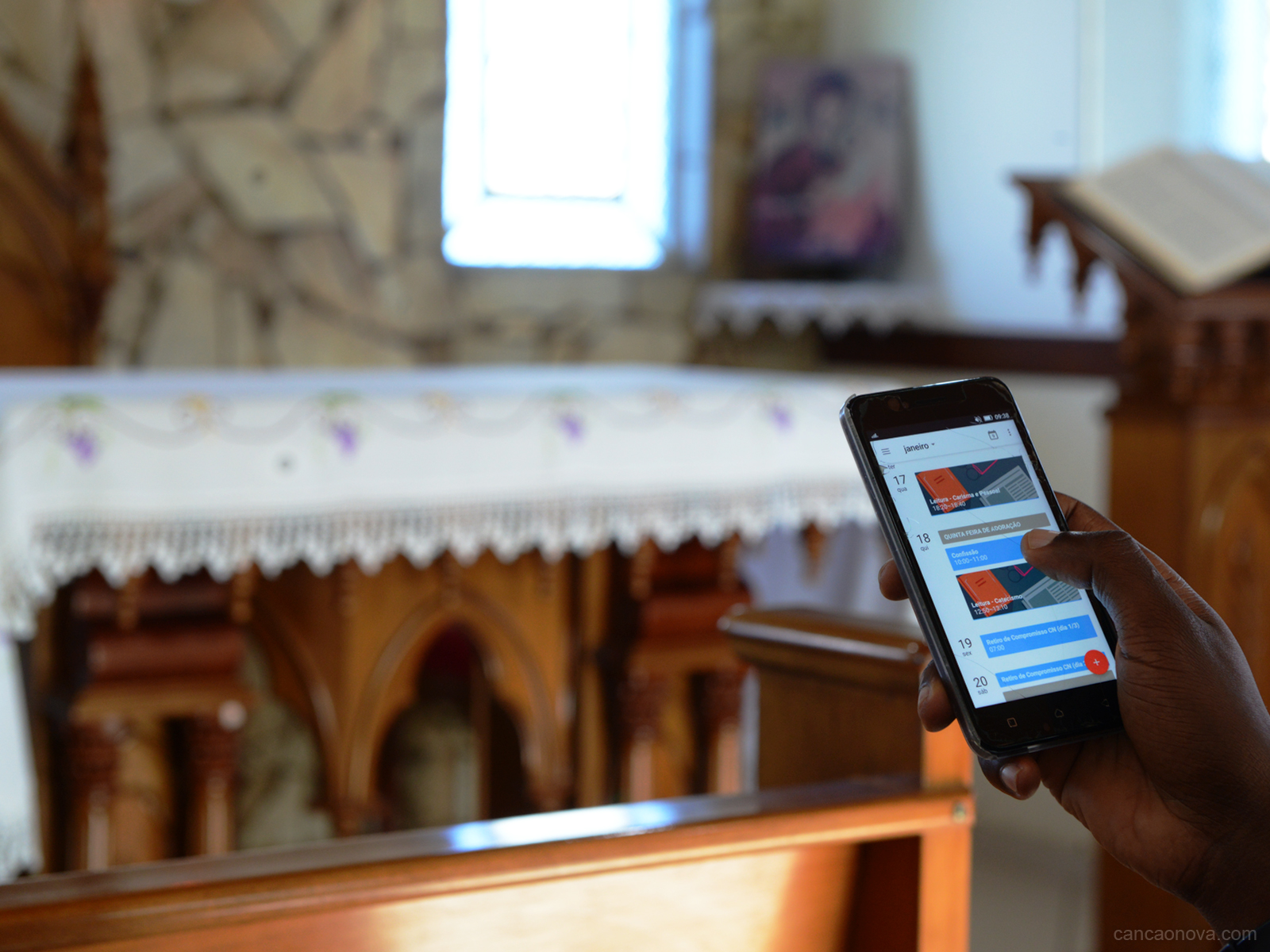 A Bíblia e o celular -  - Portal Oficial da Igreja