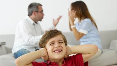 Os filhos carregam sentimentos de culpa com a separação dos pais