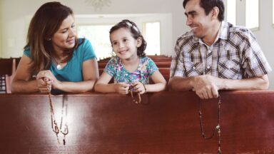 Como faço para transmitir a fé para meus filhos?