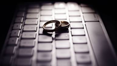 Adultério virtual: um perigo para o relacionamento