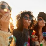Como elevar a autoestima feminina e transbordar felicidade