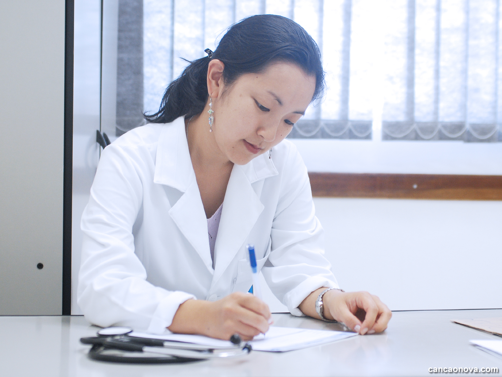 A medicina é um dom dado por Deus para aliviar as dores