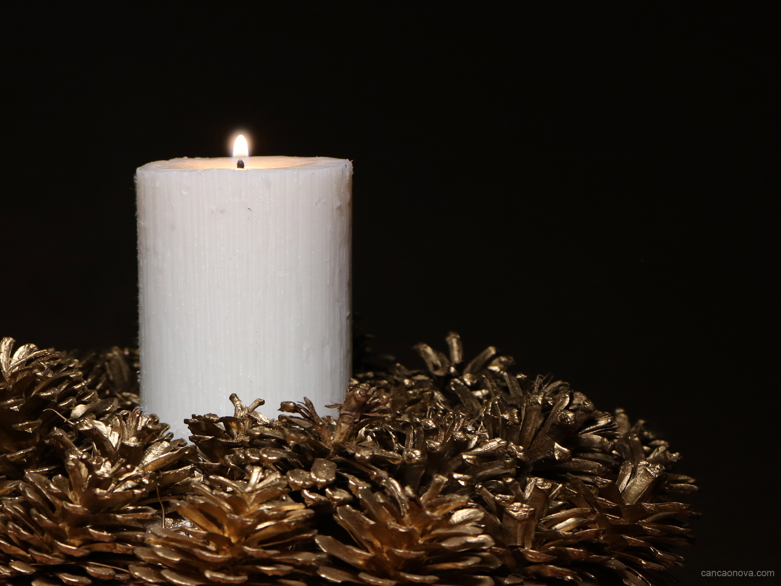 Paróquia Santa Bárbara » 4º domingo do Advento: qual o significado da vela  branca?