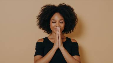 Como ter um momento para orar a Deus diariamente?