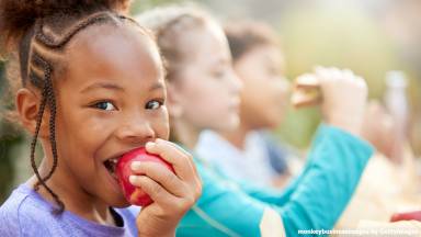 Nutricionista dá dicas de uma boa alimentação para as crianças