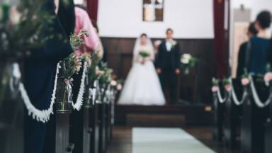 Como comportar-se em um casamento?