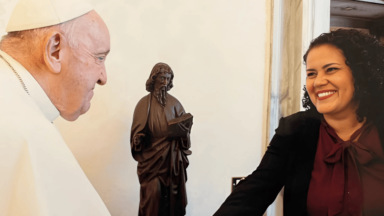 Ele me viu, a experiência de encontro com o Papa Francisco