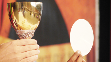 A presença real de Jesus na Eucaristia