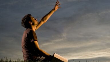 Permanecer em Deus para dar frutos