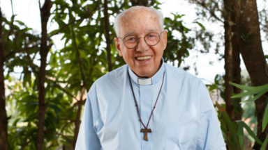 Chamados pelo nome e enviados no sim de cada dia