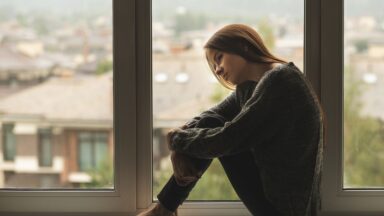 Os males da autopiedade: quando o sofrimento vira identidade
