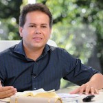 O Senhor nos levanta de toda humilhação