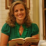 Letícia Sauthier reza o terço da Divina Providência por suas intenções