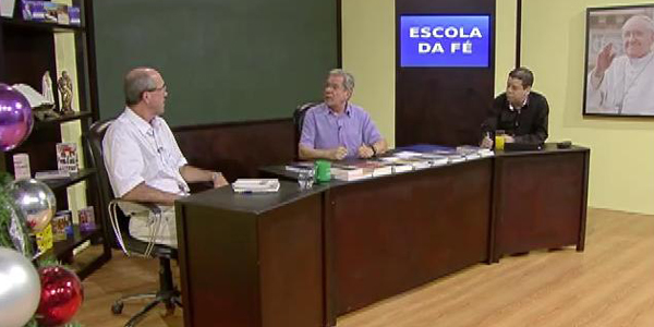 Comunidades católicas auxíliam a Igreja na evangelização