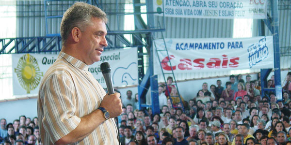 Acompanhe pregações que nos evangelizam
